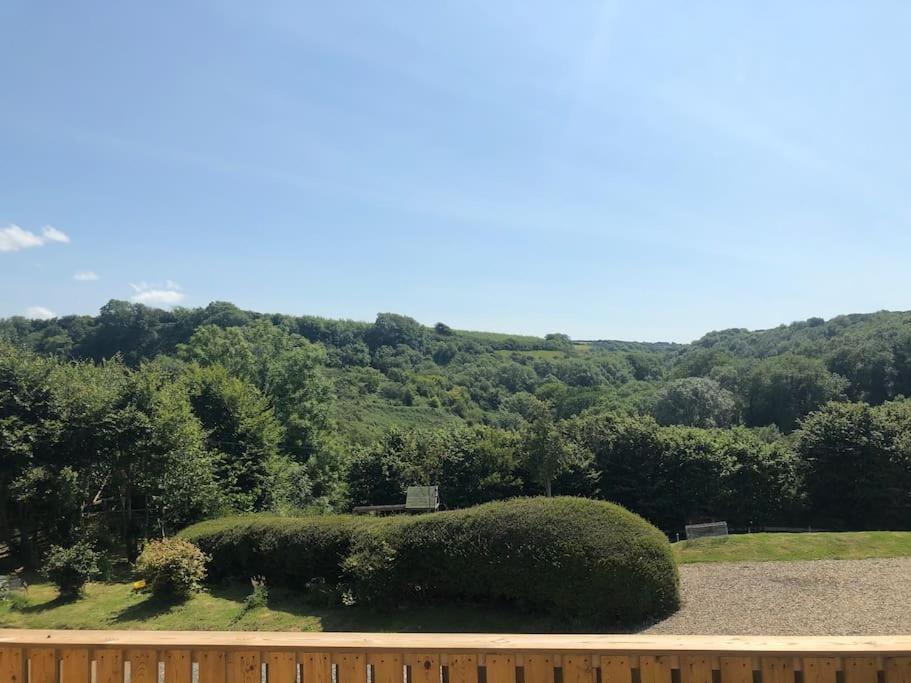Meadow Cottage. Pretty Modern Close To Woolacombe And Lee Hébergement de vacances *