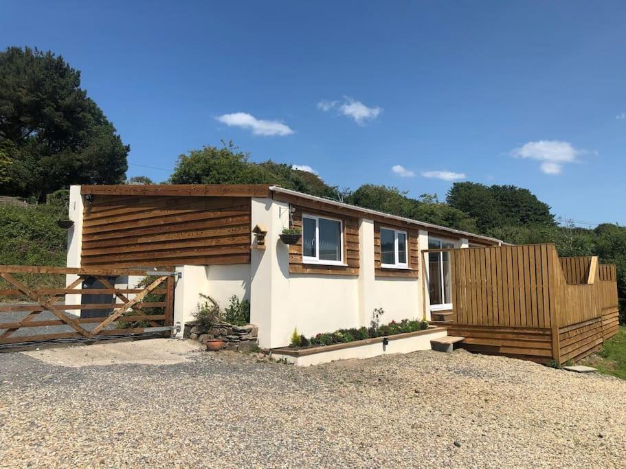 Meadow Cottage. Pretty Modern Close To Woolacombe And Lee
